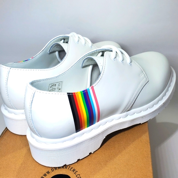 Dr Martens Pride 1461 Shoes , NIB - Picture 2 of 8